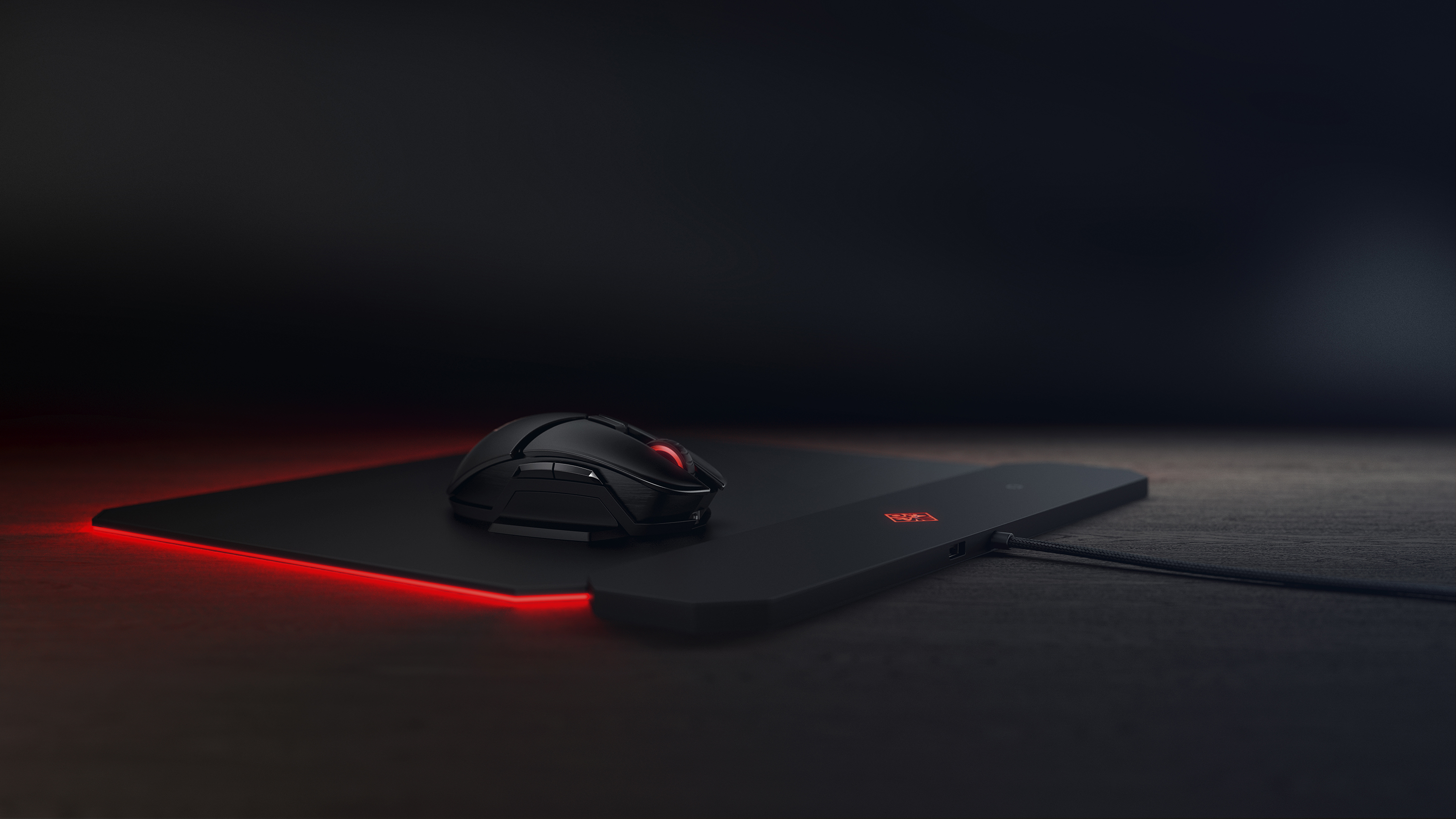 HP OMEN Photon Mouse and HP OMEN Outpost Mousepad - Good Design